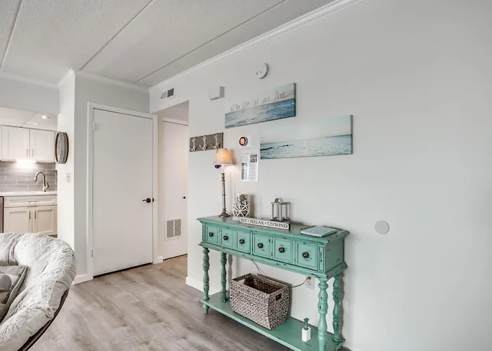 Holiday home Pool And Boardwalk Access Bayfront Ocean *