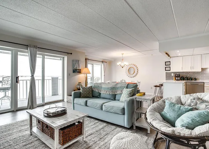 Pool And Boardwalk Access Bayfront Ocean Holiday home Ocean City